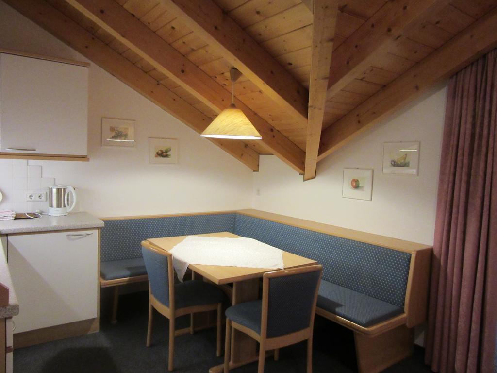 Appartements Haus Bachmann San Candido Eksteriør billede
